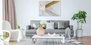 Obrazy abstrakcyjne w nowoczesnym wnętrzu