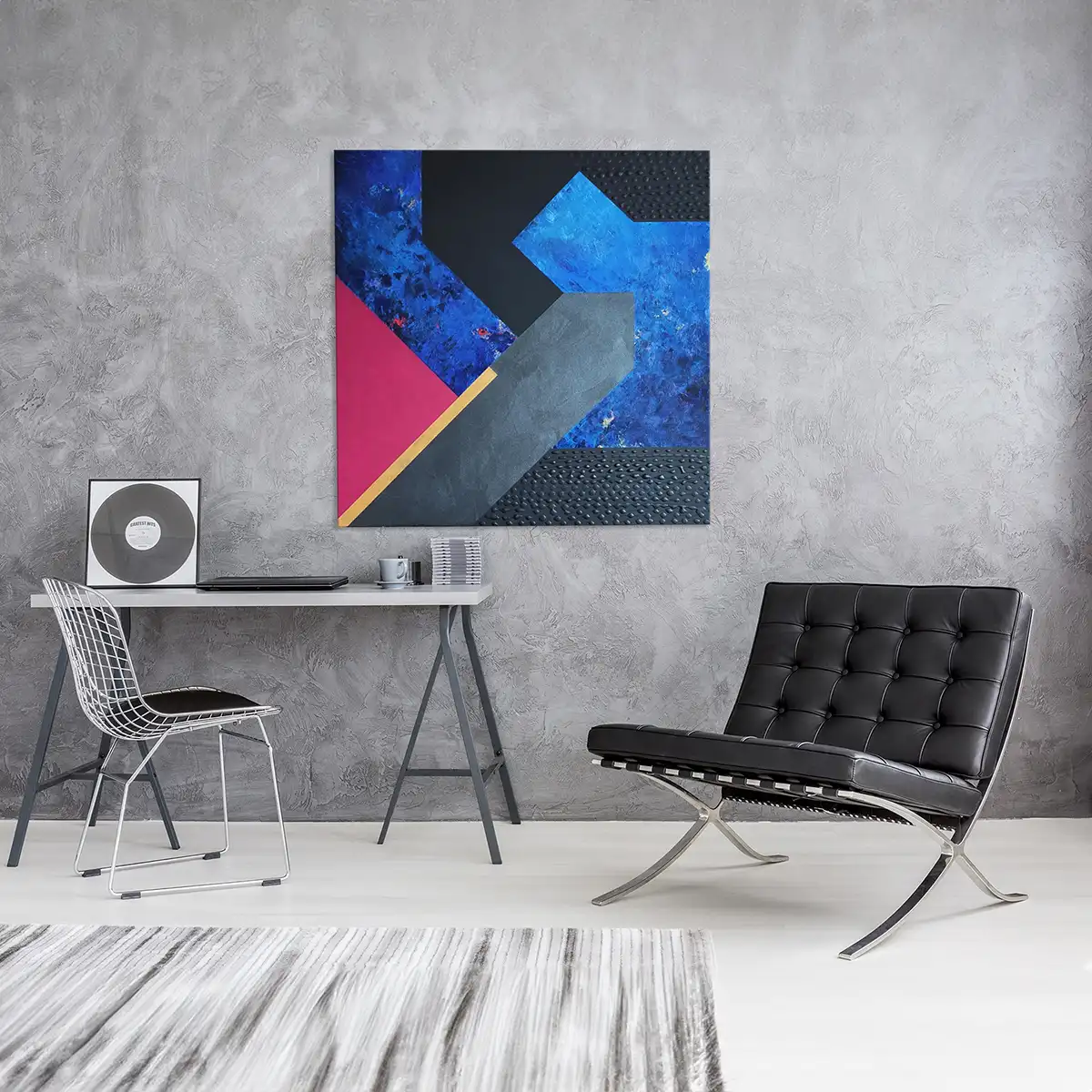 ciemny obraz na ścianie